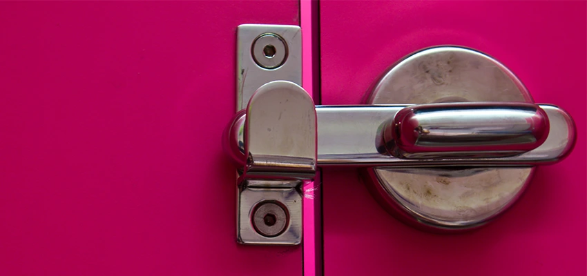 Childproof Gate Lock in Hemet, California