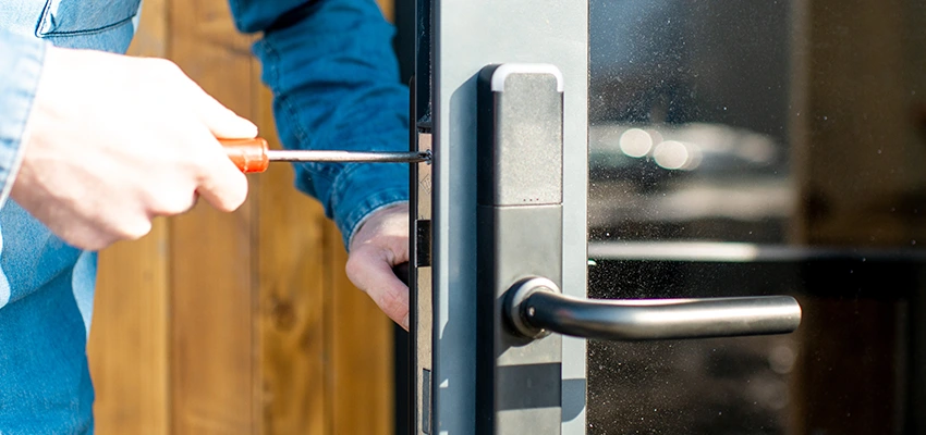 Aluminium Door Lock Replacement in Hemet, California