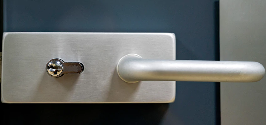 Change Patio Door Locks in Hemet, California